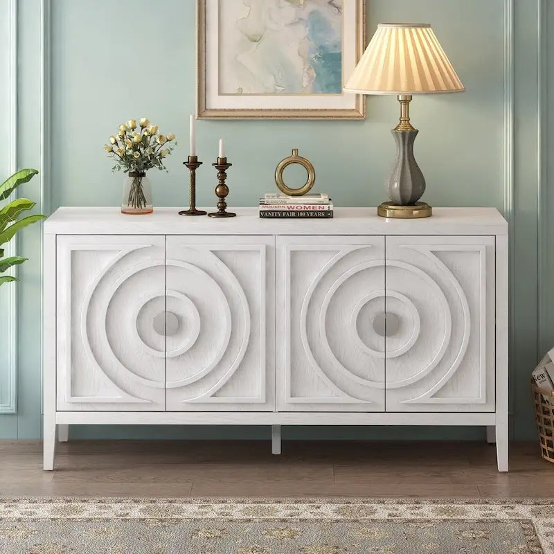 Buffet bas avec poignée de porte en métal