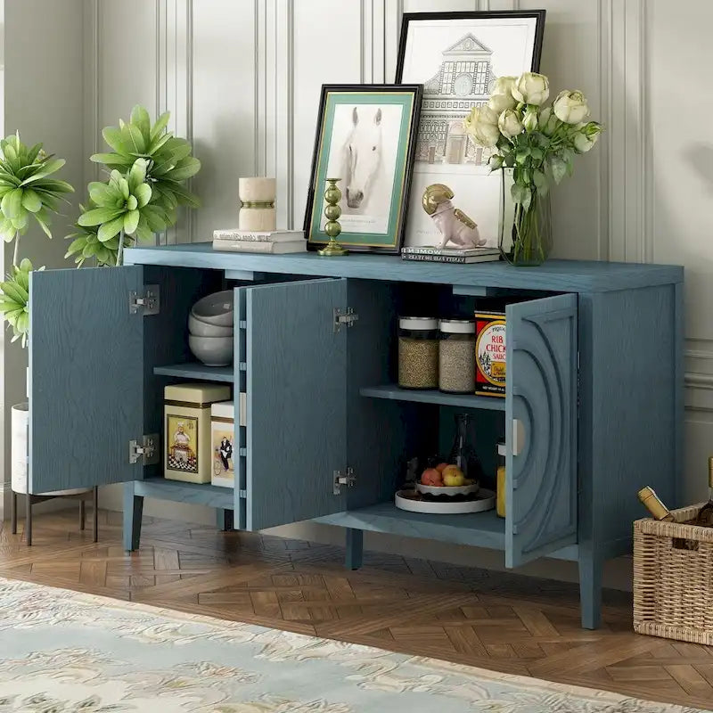 Buffet bas avec poignée de porte en métal