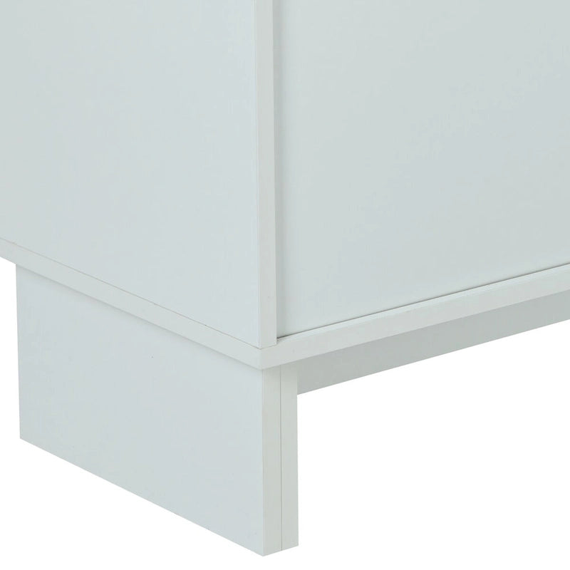 Meuble de rangement avec portes en rotin et étagères réglables