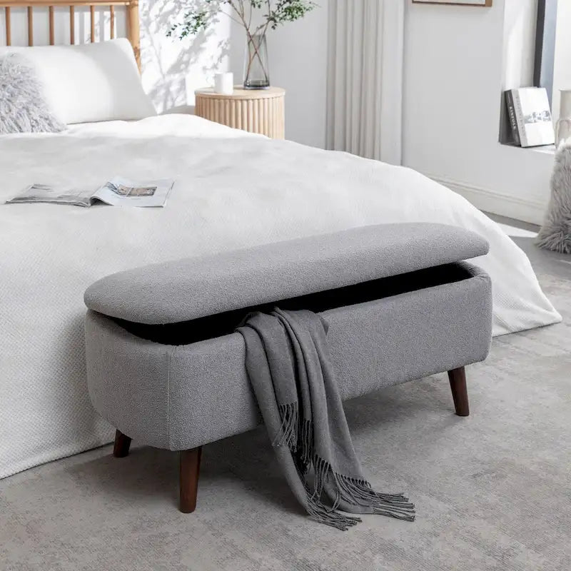 Banc de rangement en tissu de velours avec pieds en hévéa