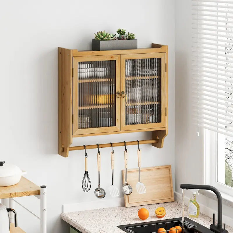 Armoire murale vintage à double porte vitrée de 24,8 pouces – conception de rangement à trois niveaux, comprend un porte-serviettes, placage en bois naturel.